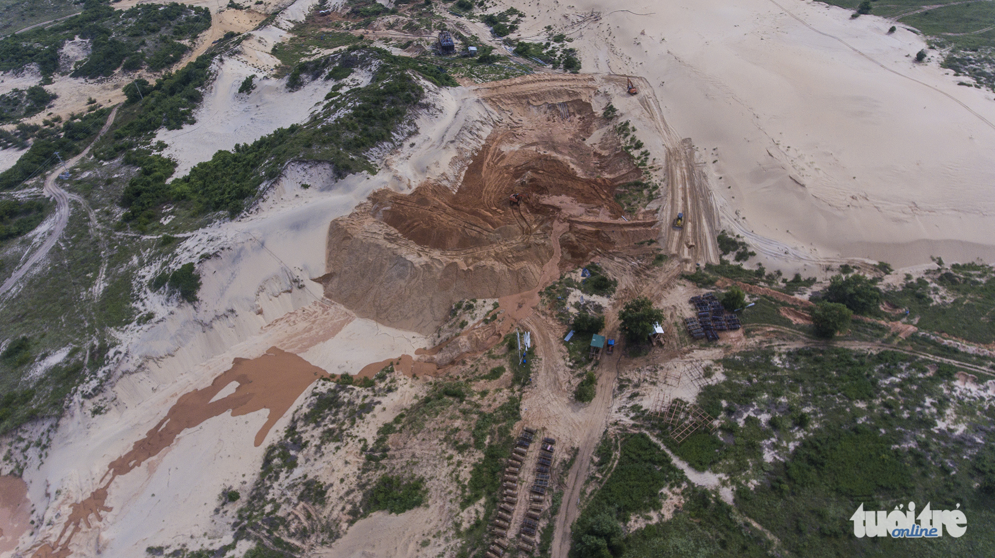 A titanium mine in Binh Thuan Province whose sludge reservoir gave way in 2016, causing an environmental disaster. Photo: Tuoi Tre