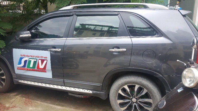 The Toyota Fortuner with a TV network logo used to transport the drugs.
