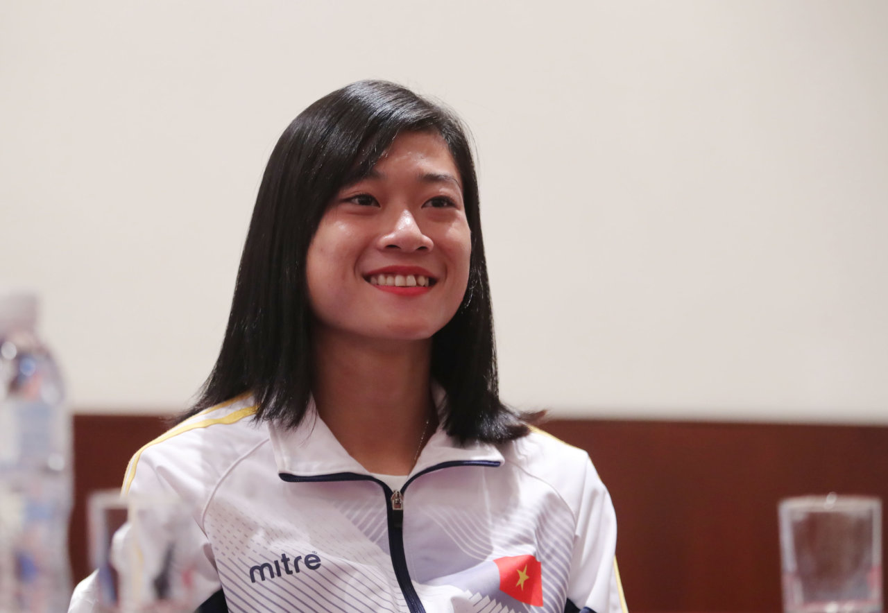 Le Tu Chinh, member of the Vietnamese track-and-field, at the press meeting on August 27, 2017. Photo: Tuoi Tre