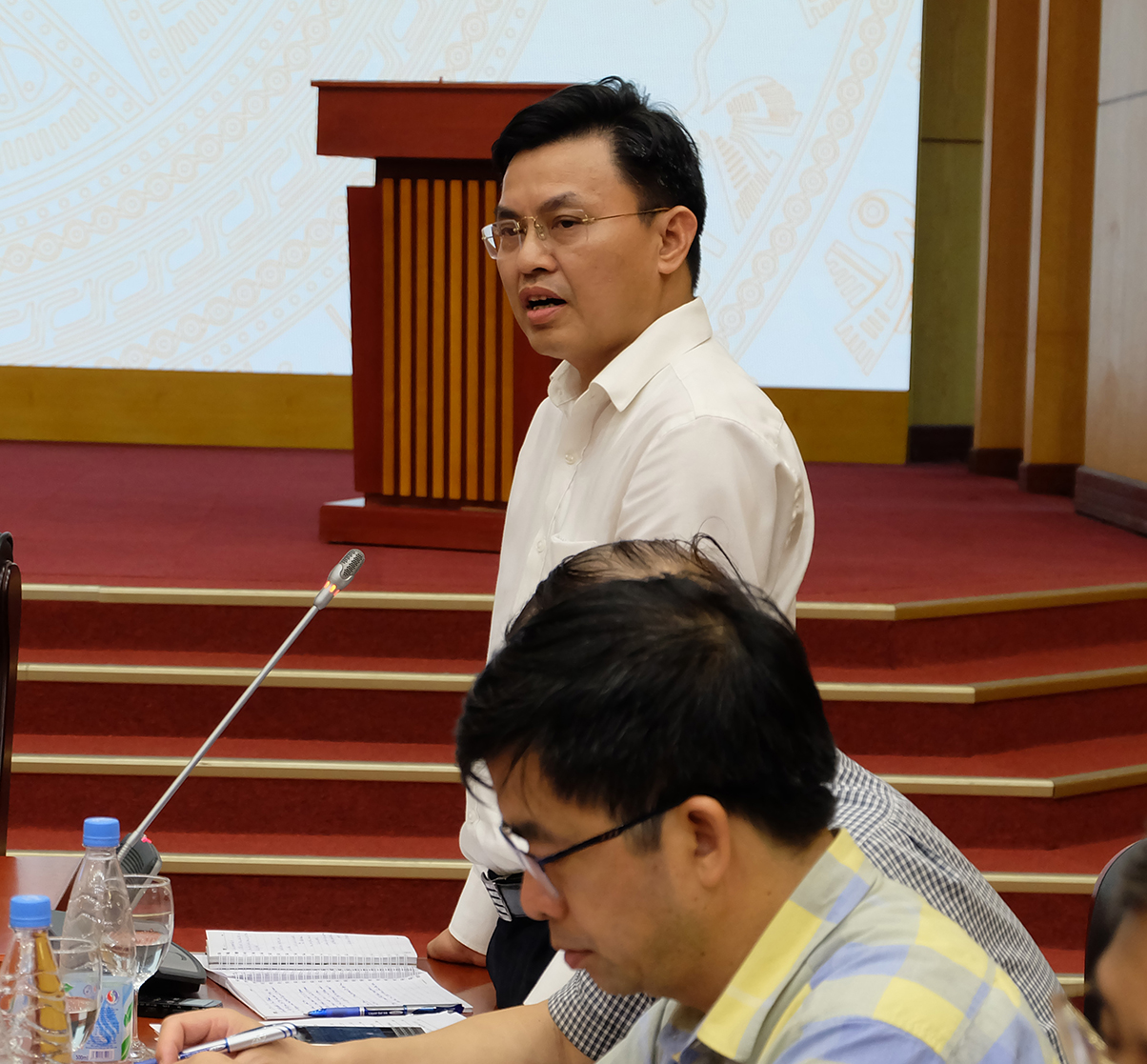 Hoang Van Thuc, deputy head of the Vietnam Environment Administration, speaks during the same press meeting. Photo: Tuoi Tre