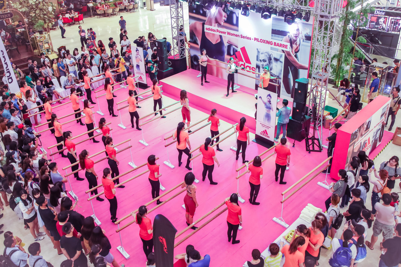 Piloxing barre is introduced at an event in Vietnam. Photo: Tuoi Tre