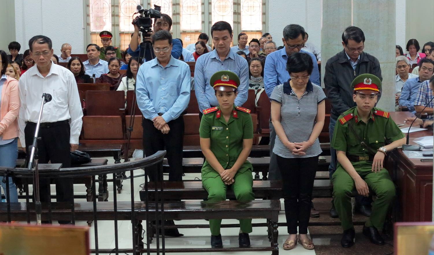 Chau Thi Thu Nga stands trial on October 16, 2017. Photo: Tuoi Tre