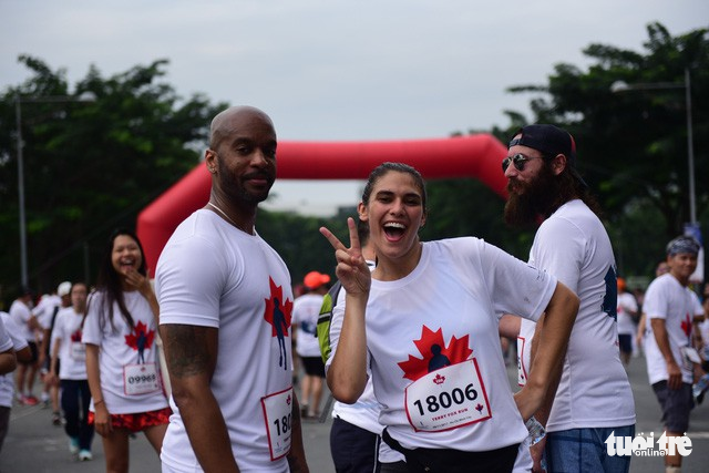 Foreigners participate in the Terry Fox Run.