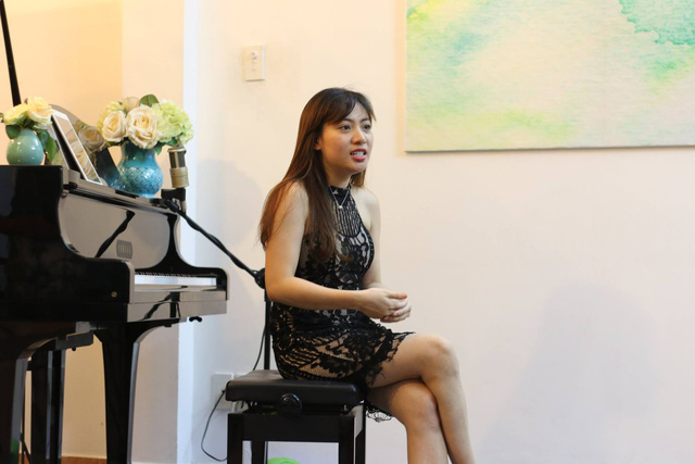 Boi Ngoc is seen in one of her piano sharing sessions. Photo: Supplied