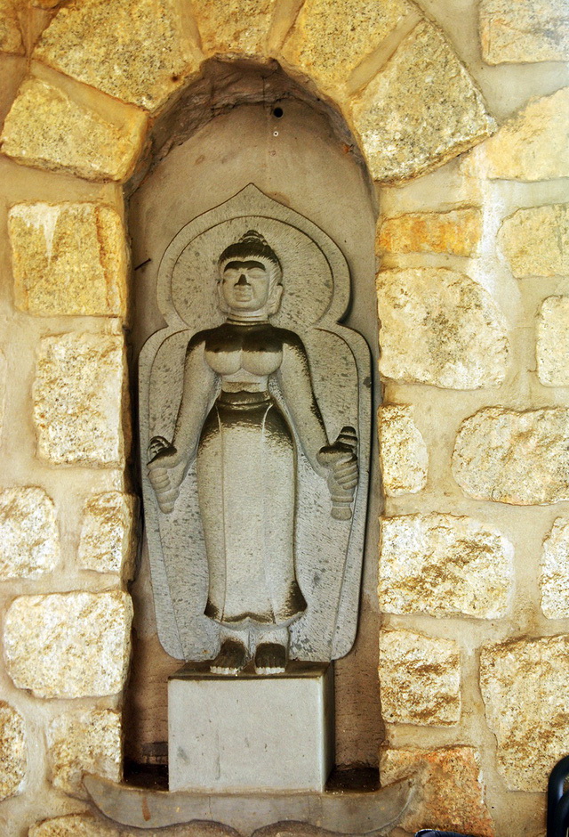 A well-preserved relief displayed inside Phi Anh Villa in Da Lat. Photo: Tuoi Tre