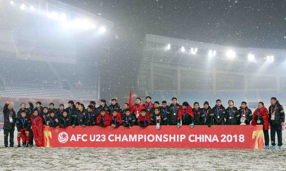 Vietnam U23 team pose after the final game. Photo: Tuoi Tre