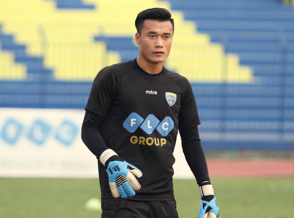 FLC Thanh Hoa goalkeeper Bui Tien Dung is seen in this photo provided by the club.