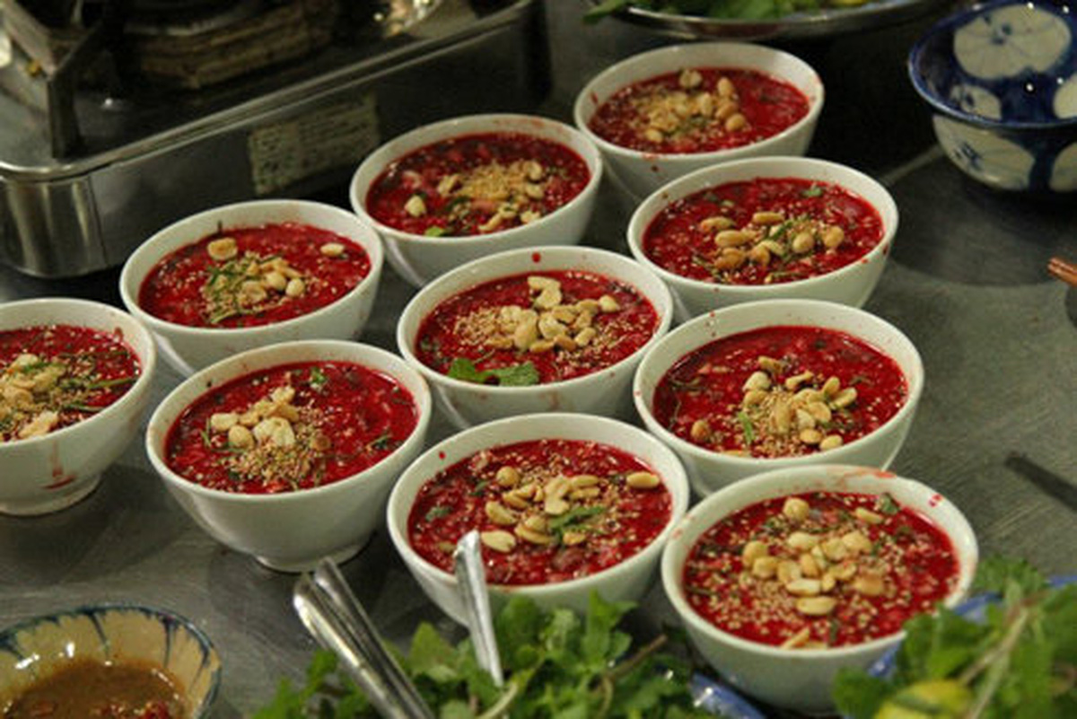 Several dishes of raw blood soup are seen in this photo illustration. Photo: Tuoi Tre