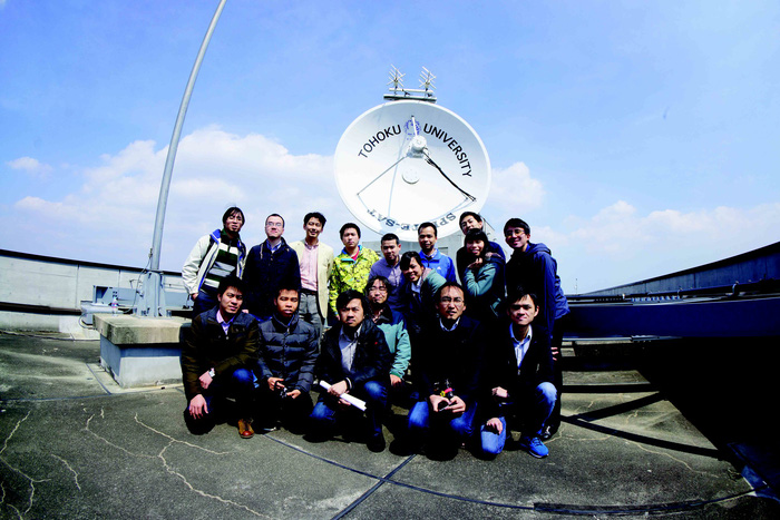 Vietnamese engineers at Japan’s Tohuku University. Photo: VNSC