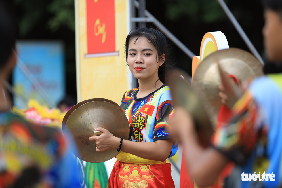One dance is seen during a performance. Photo: Tuoi Tre