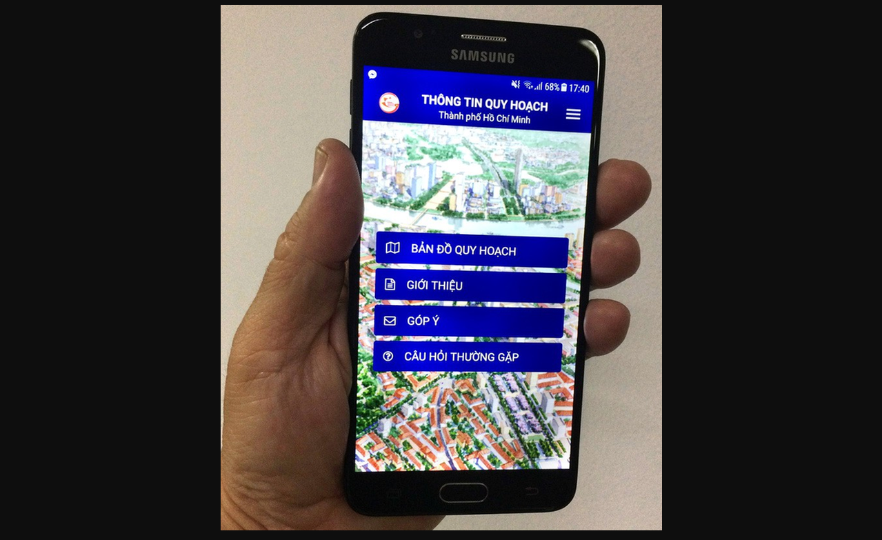 The land-use planning app is seen on a smartphone screen in this photo taken in Ho Chi Minh City. Photo: Tuoi Tre