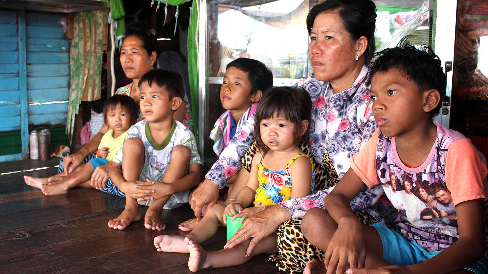 A family of ethnic Vietnamese living Cambodia. Photo: Tuoi Tre