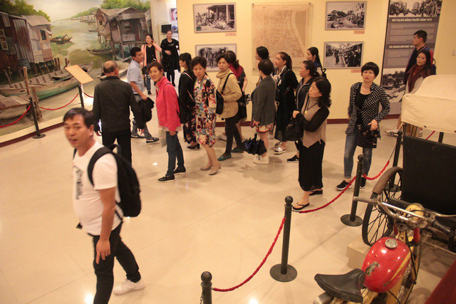 Tourists visit the Da Nang Museum in Da Nang, central Vietnam. Photo: Tuoi Tre