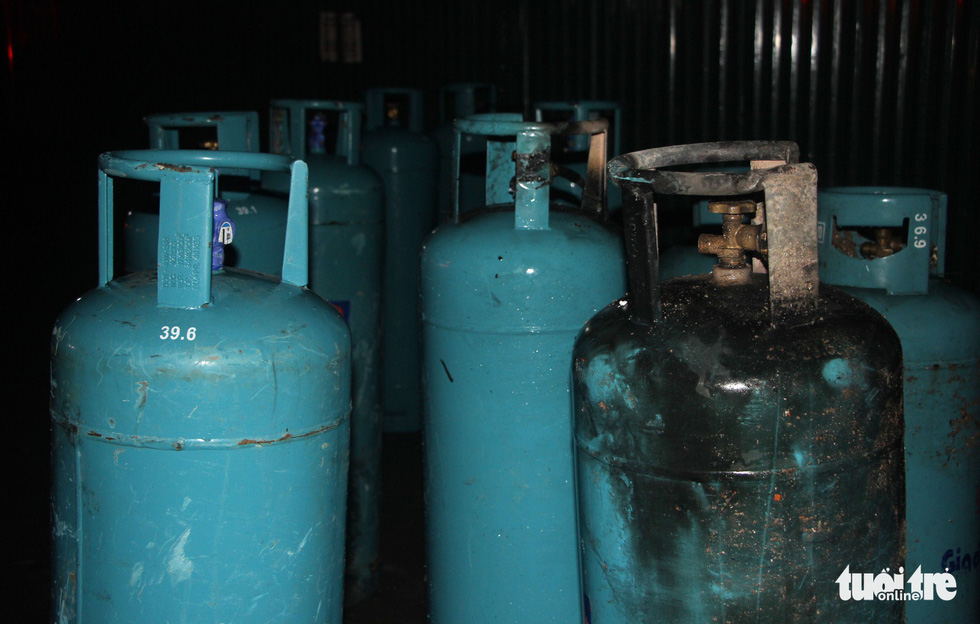 Many gas cylinders were kept inside the facility at the time of the incident. Photo: Tuoi Tre
