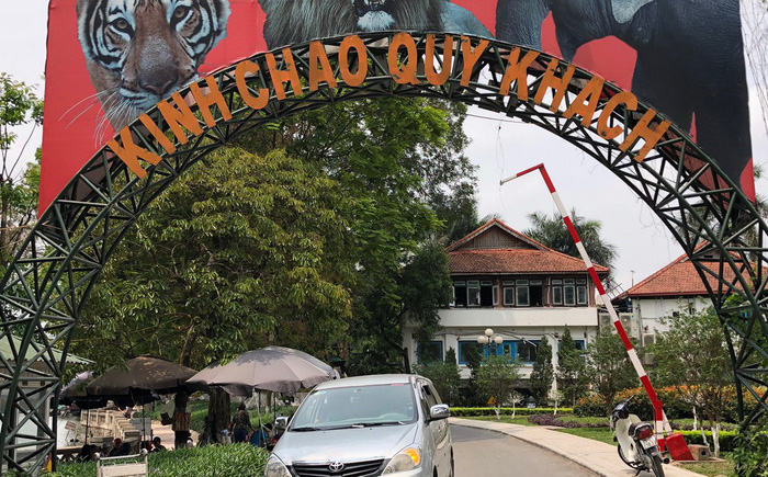 A restaurant inside the Hanoi Zoo. Photo: Tuoi Tre