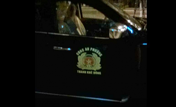 A police car of Thanh Khe Dong Ward is parked outside the police station of An Hai Dong Ward in Son Tra District, Da Nang City in central Vietnam on the evening of April 8, 2018.