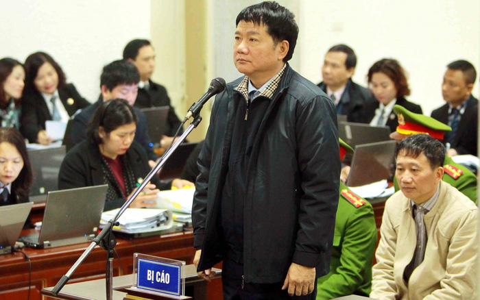 Dinh La Thang, former chairman of PVN, stands trial at a Hanoi court in January 2018 for violating state regulation in economic management. Photo: Tuoi Tre