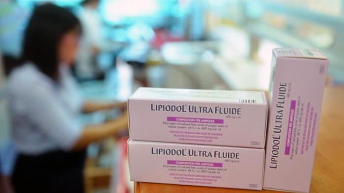 Lipiodol is sold at Cho Ray Hospital in Ho Chi Minh City. Photo: Tuoi Tre
