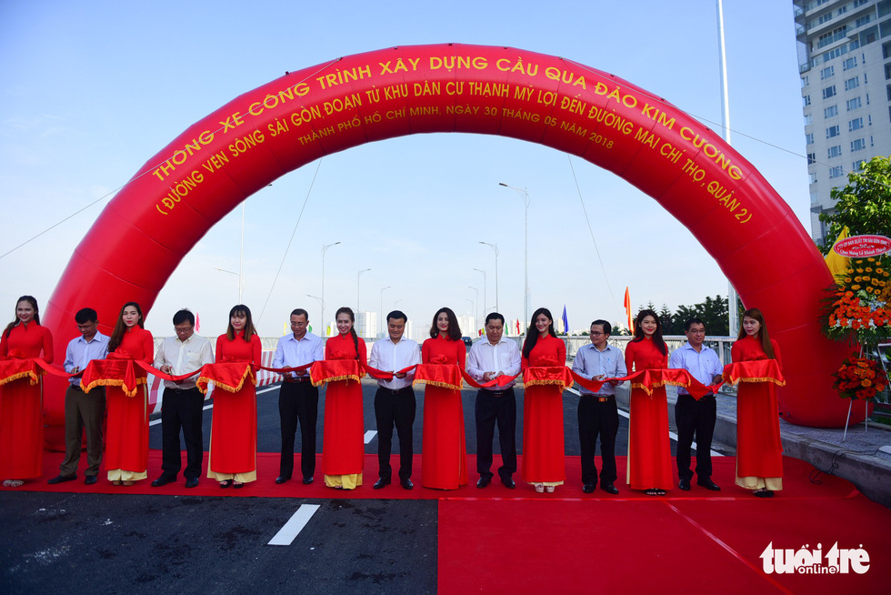A ribbon-cutting ceremony for the new bridge in Ho Chi Minh City, Vietnam, May 30, 2018. Photo: Tuoi Tre