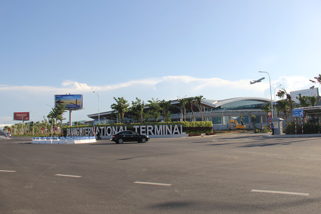 The entrance to the Da Nang International Airport. Photo: Tuoi Tre