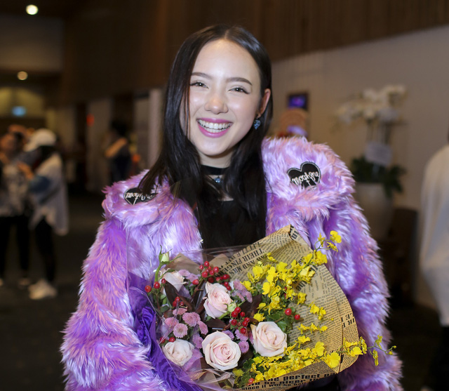 Thailand’s singer Jannine Weigel is pictured at the event. Photo: Tuoi Tre