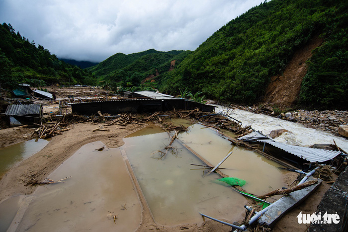 Another fish farm in Lai Chau Province is damaged by floods. Photo: Tuoi Tre