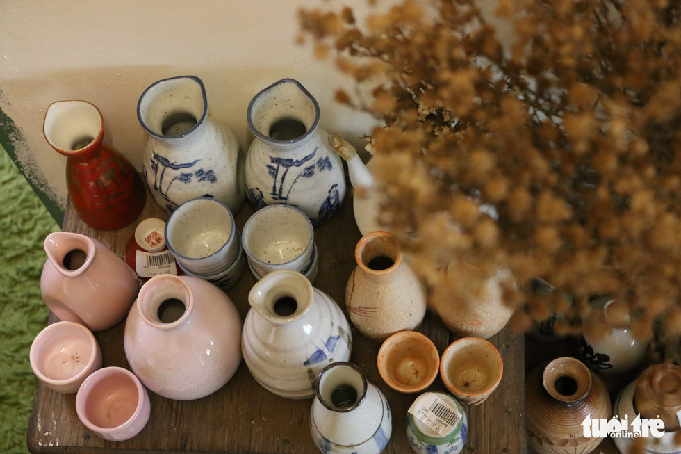 Japanese-style pottery sold at