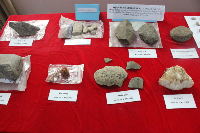 Objects collected at volcanic caves in Vietnam’s Dak Nong Province are displayed. Photo: Tuoi Tre