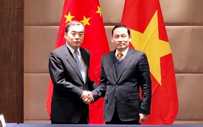 ​China to boost non-refundable aid for Vietnam