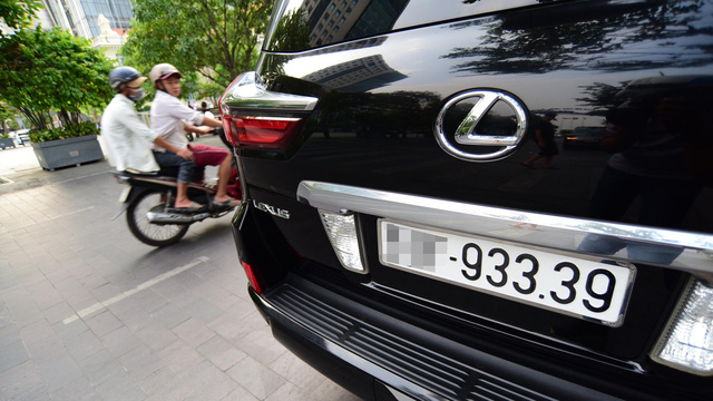 Vietnam ministry seeks approval for license plate number auction
