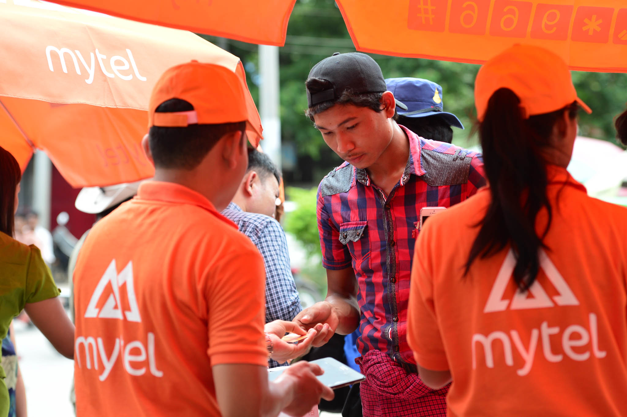 ​Vietnam’s Viettel signs up 1 million subscribers in Myanmar, ten days after launch