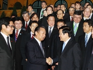 VN wishes to boost all-around ties with Japan
