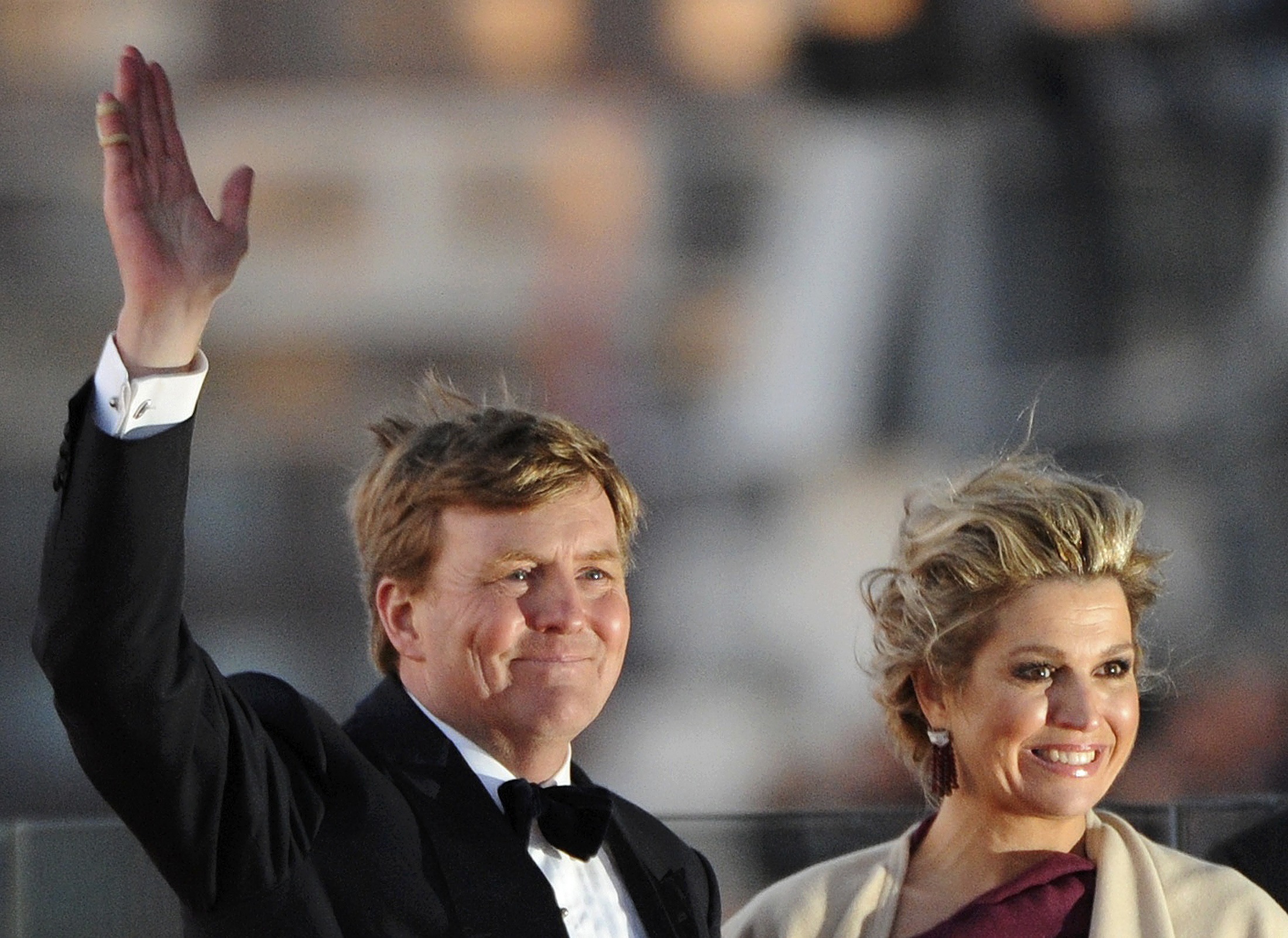 Orange celebrations as King Willem-Alexander takes Dutch throne
