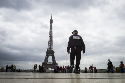 France holds man for 'religiously motivated' soldier stabbing