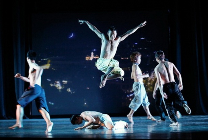 French contemporary dance livens up Hanoi tonight