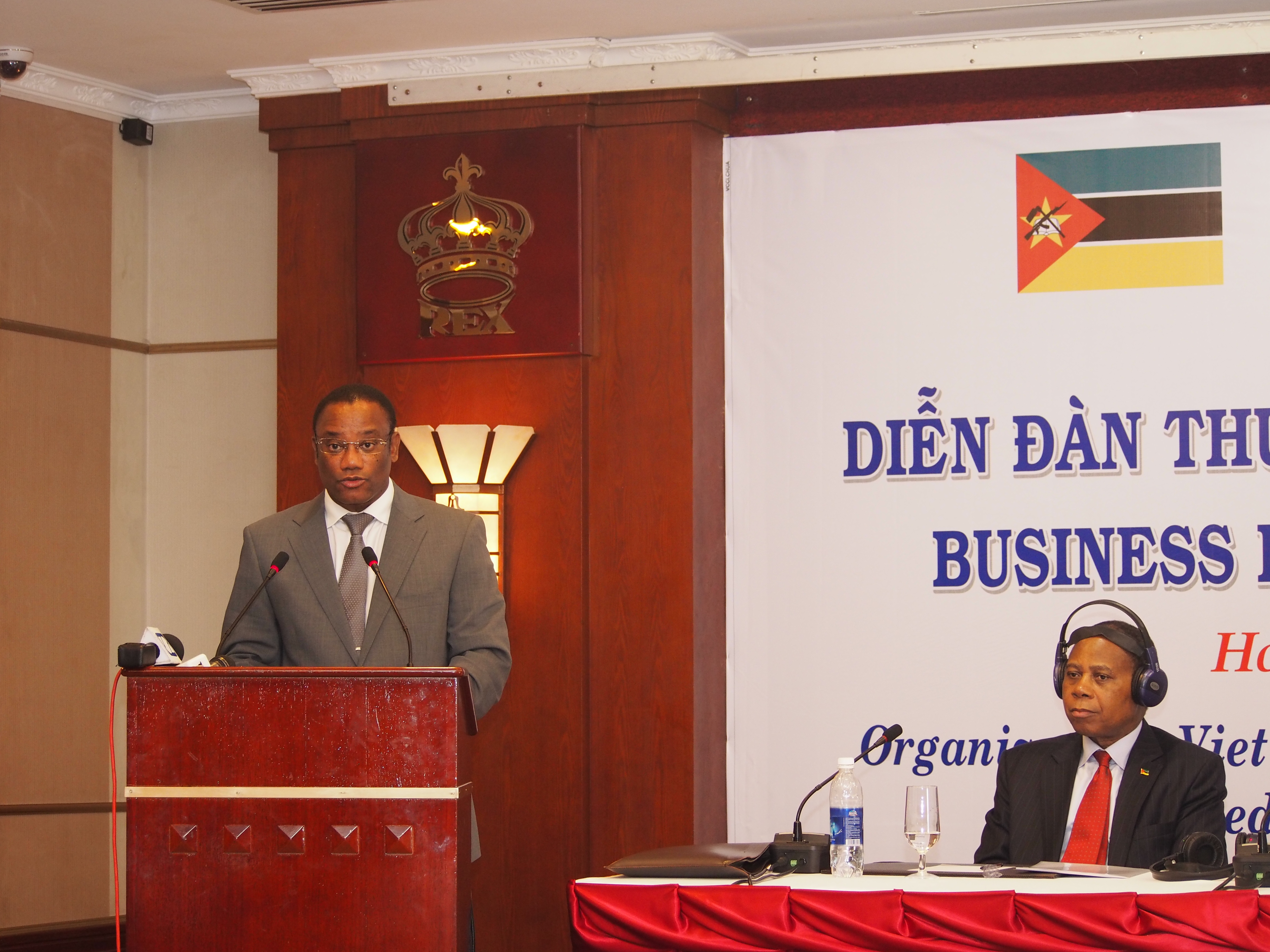 Mozambique calls for Vietnamese investments in multi-sectors