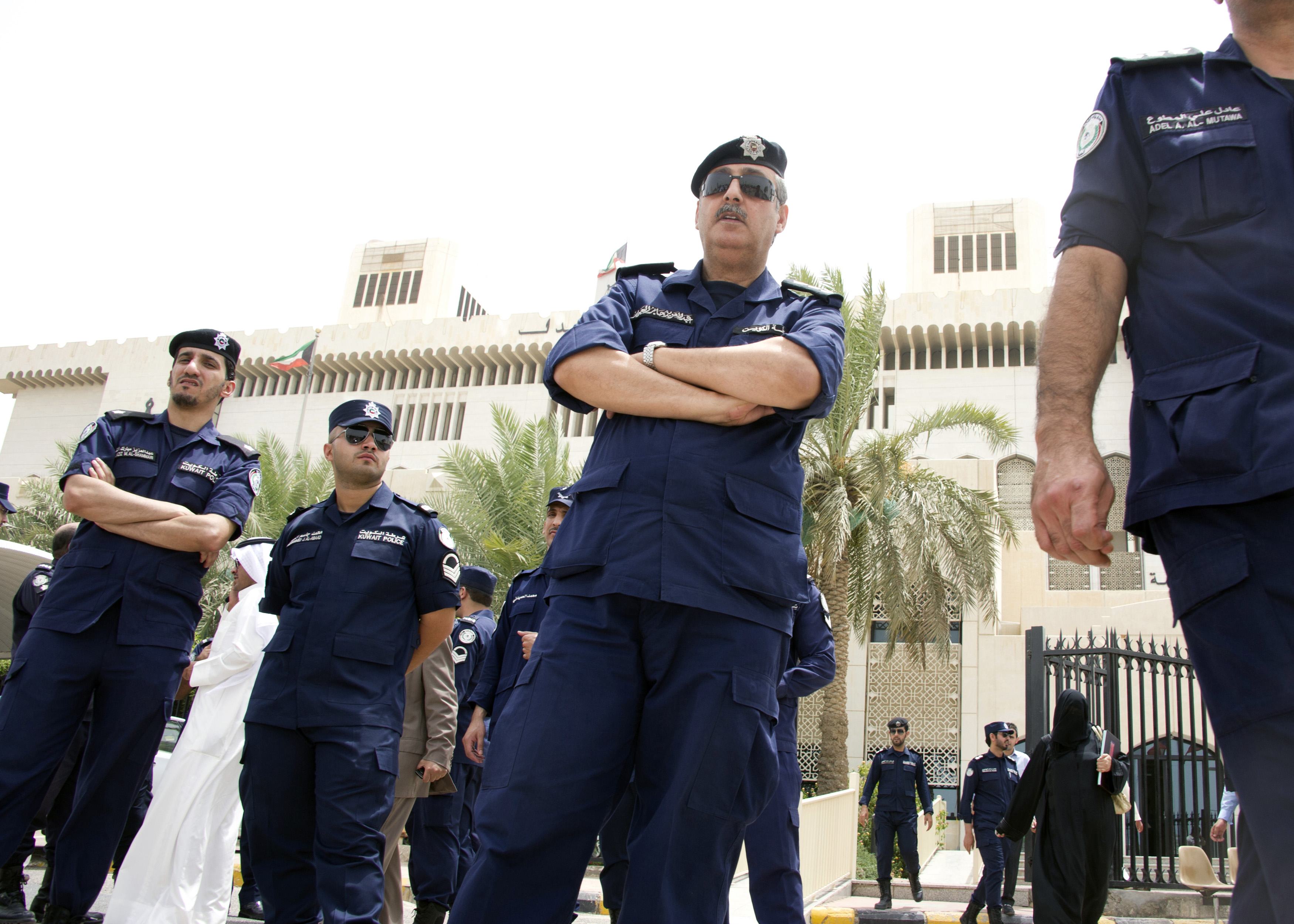 Kuwait court orders dissolution of parliament, new elections
