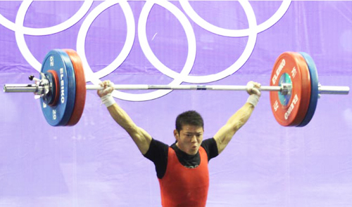 Vietnam weightlifter wins 3 Asian silver medals