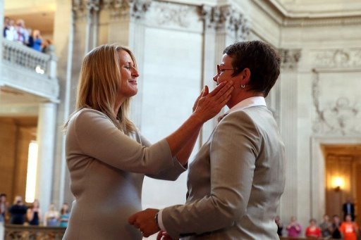 First California lesbian wedding, after ban lifted