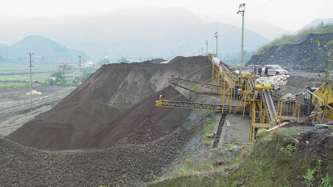 VN still exports large volumes of raw mineral ore