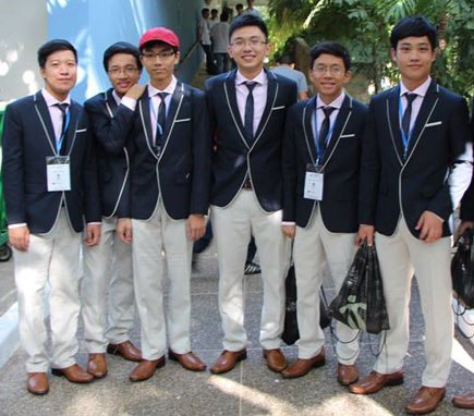 Vietnam secures 3 gold medals at Colombia math Olympiad