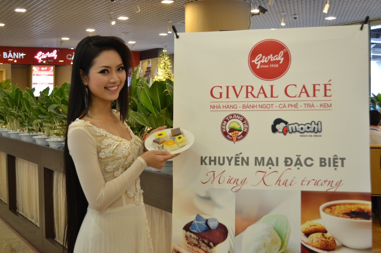 Givral Café opens its 2nd outlet in Vincom Megamall – Royal City Hanoi