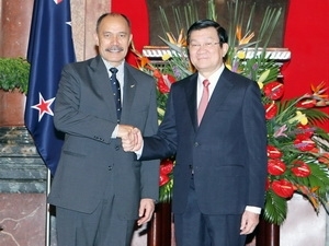 New Zealand leader visits Vietnam to boost ties