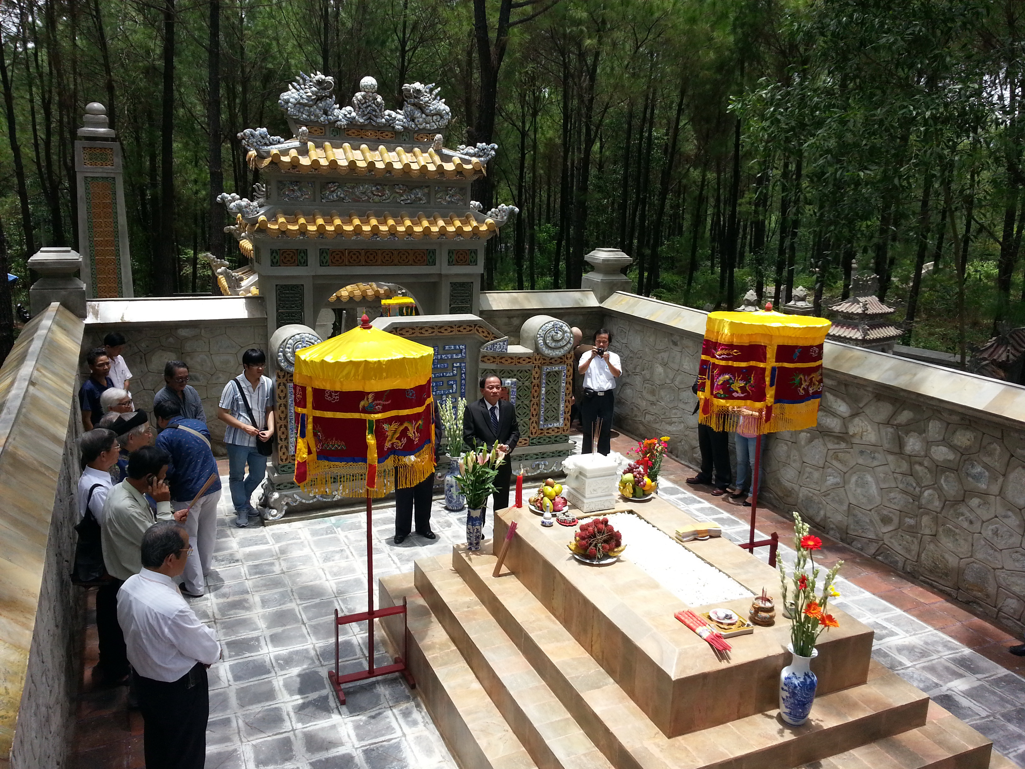 King Hiep Hoa’s mausoleum built, recognition urged