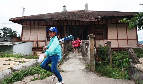 Slums inside French villas in Da Lat