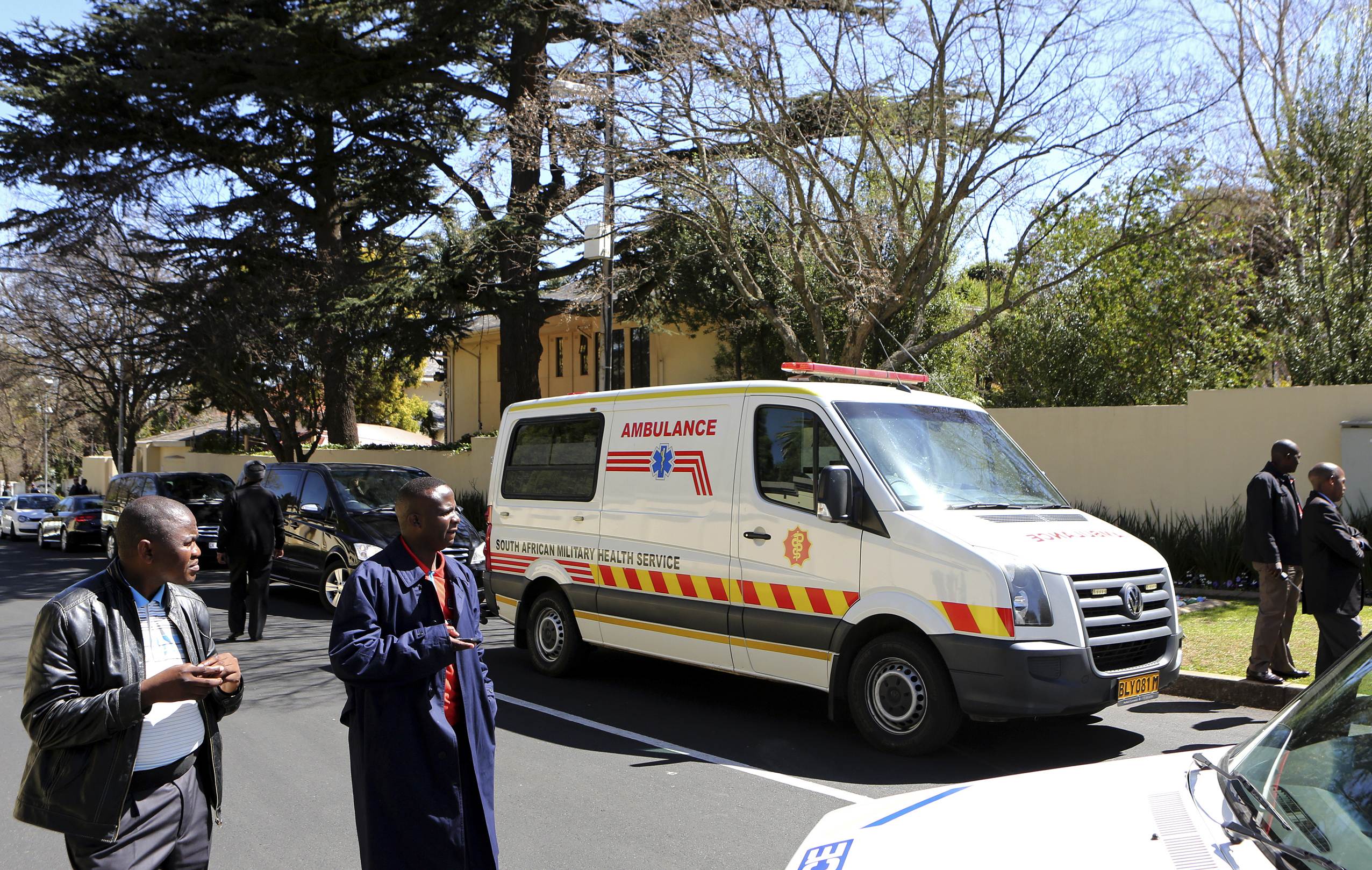 South Africa's Mandela leaves hospital