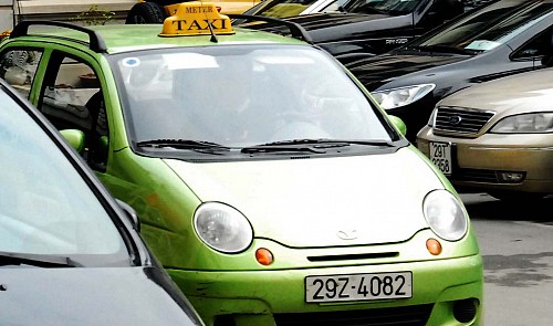 A wild taxi ride in Vietnam’s capital