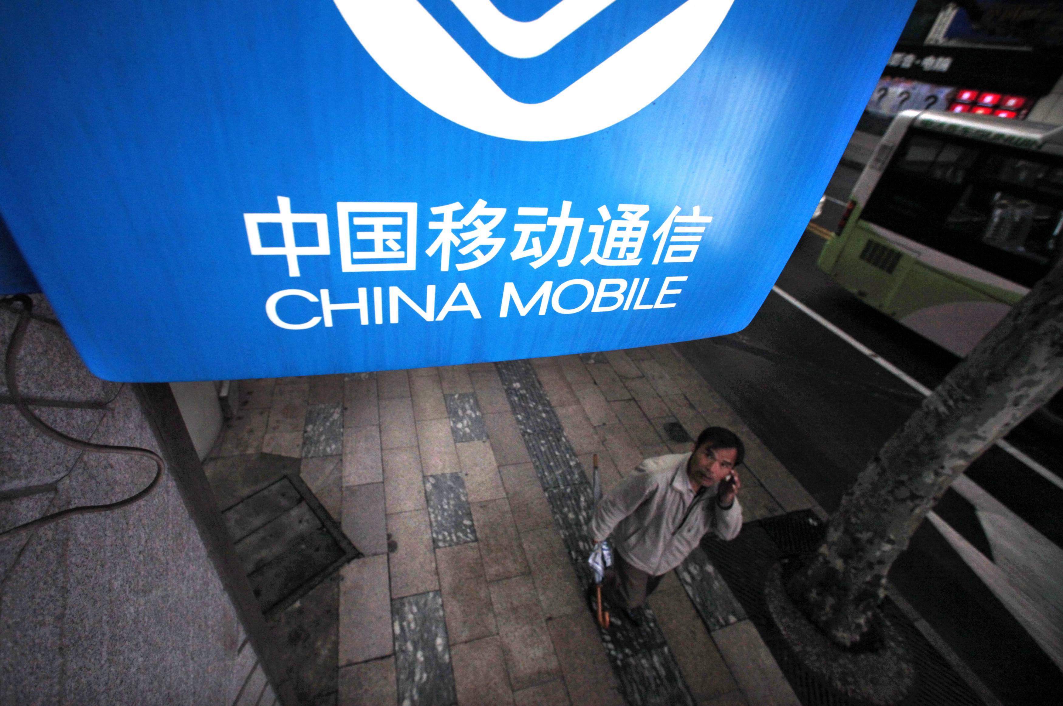 Apple poised to ship iPhones to China Mobile: report
