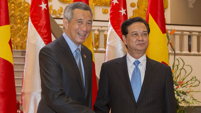 Vietnam, Singapore lift ties to strategic partnership