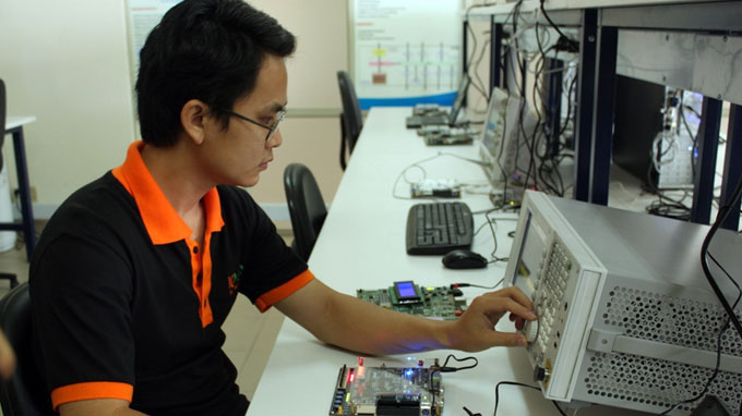 Chip engineer shortage to top thousands in HCMC by 2017